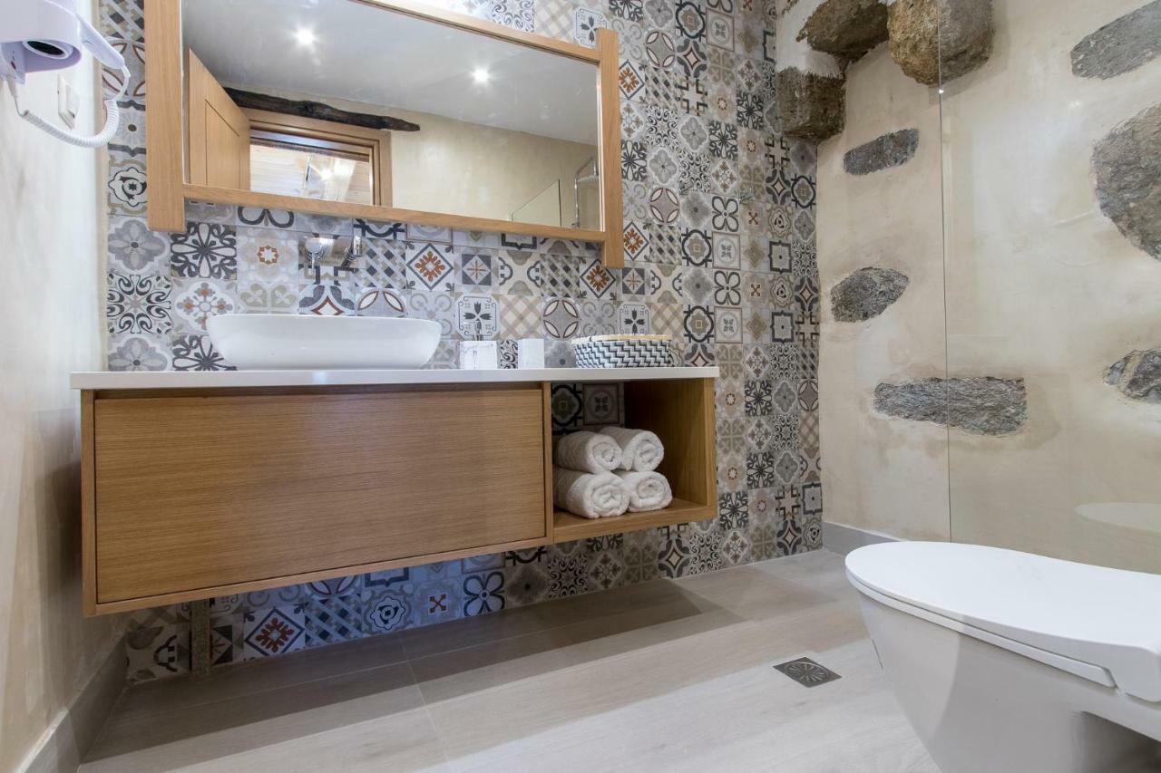 Stairs Homes&Suites Kamaria  Extérieur photo
